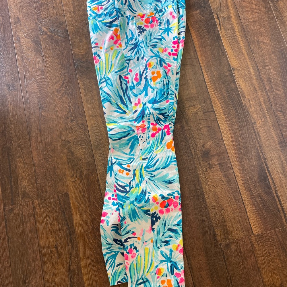 Lilly Pulitzer🩷 Multicolor Cropped Pants 🩷 - Picture 2 of 3